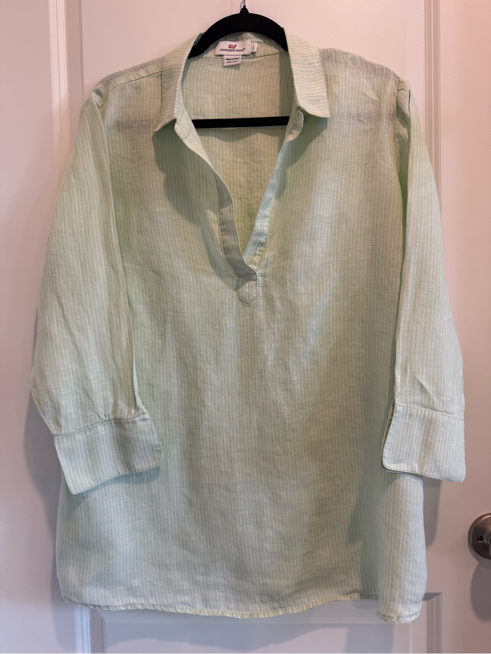 Vineyard Vines Mint Green Casual Button-Down Shirt